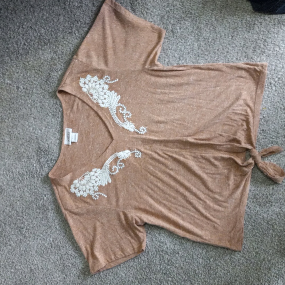 Ariat short sleeve shirt